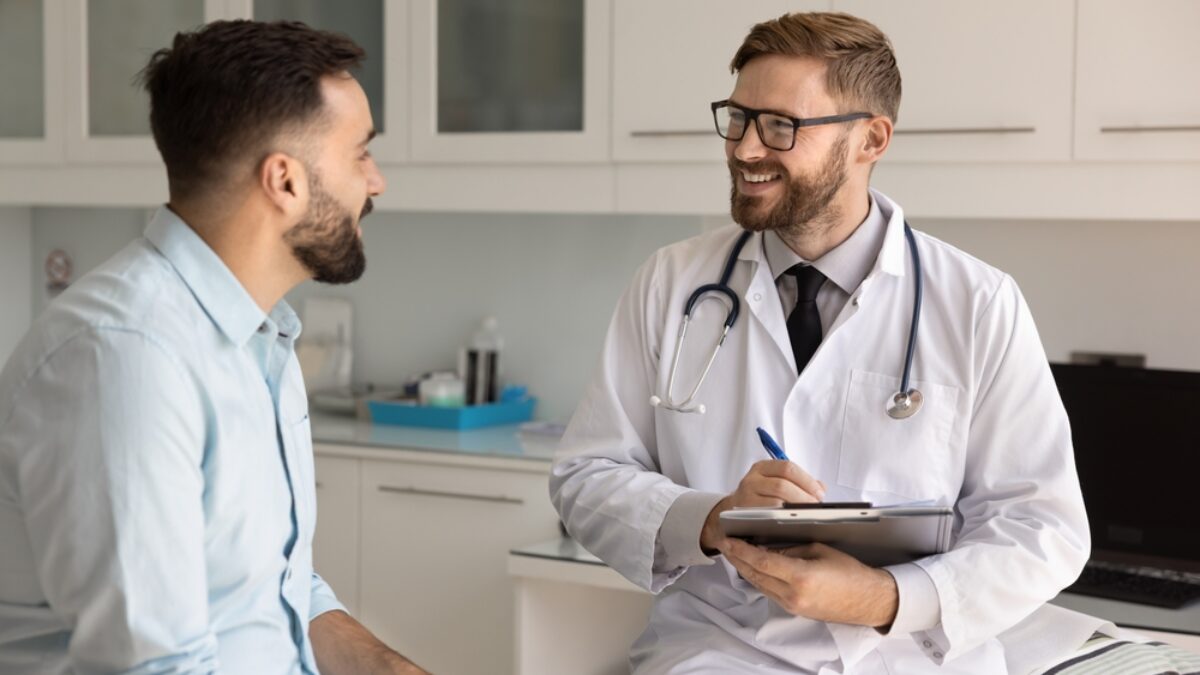 Prevenzione personalizzata con valutazione dei fattori di rischio.
