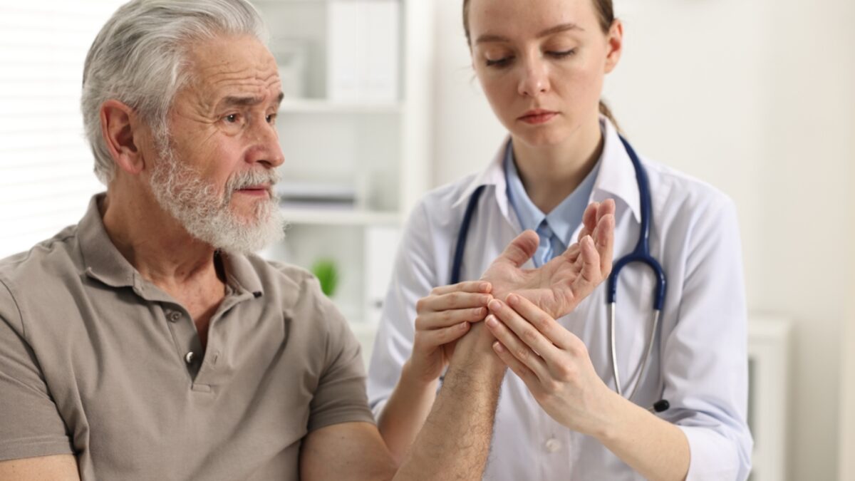 Malattie reumatologiche e visita specialistica delle articolazioni